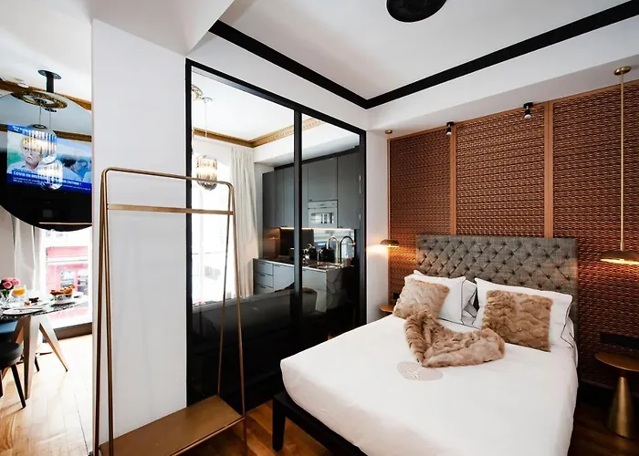 Le Marais Prestige Luxueux - Cosy - Wifi פריז